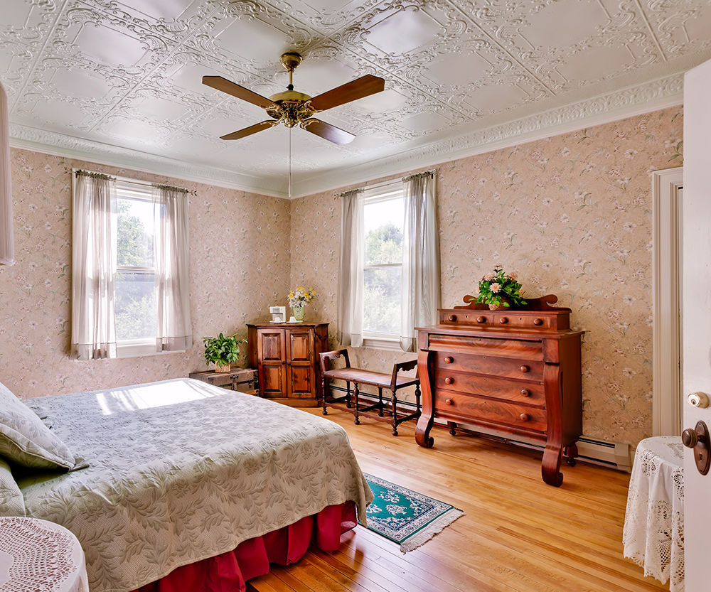 The Inn On Winter'S Hill Kingfield Экстерьер фото