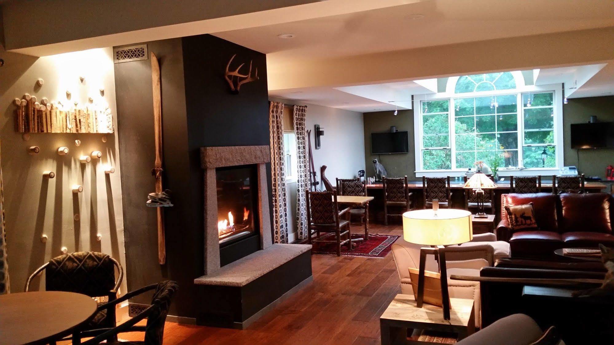 The Inn On Winter'S Hill Kingfield Экстерьер фото