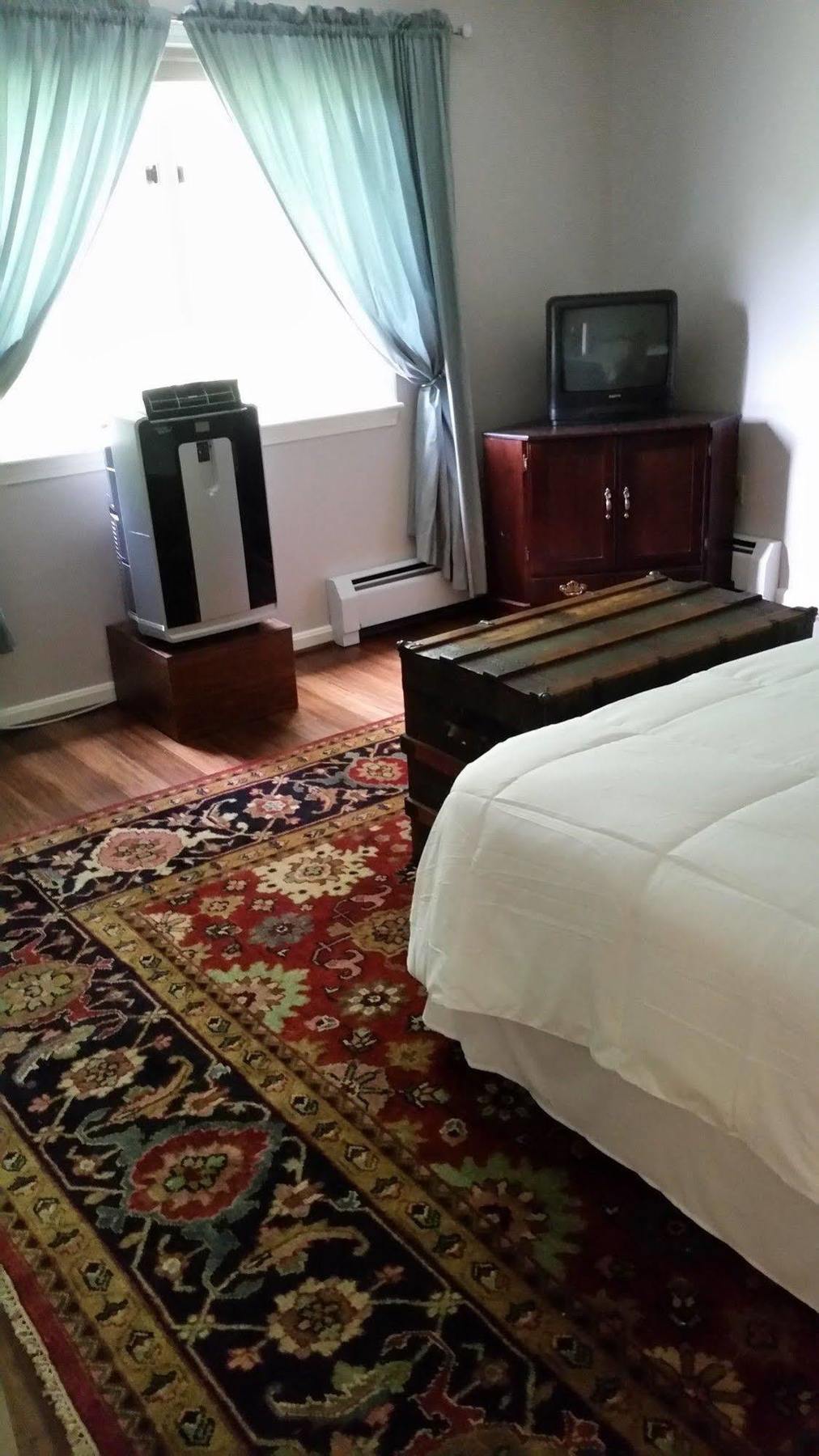 The Inn On Winter'S Hill Kingfield Экстерьер фото